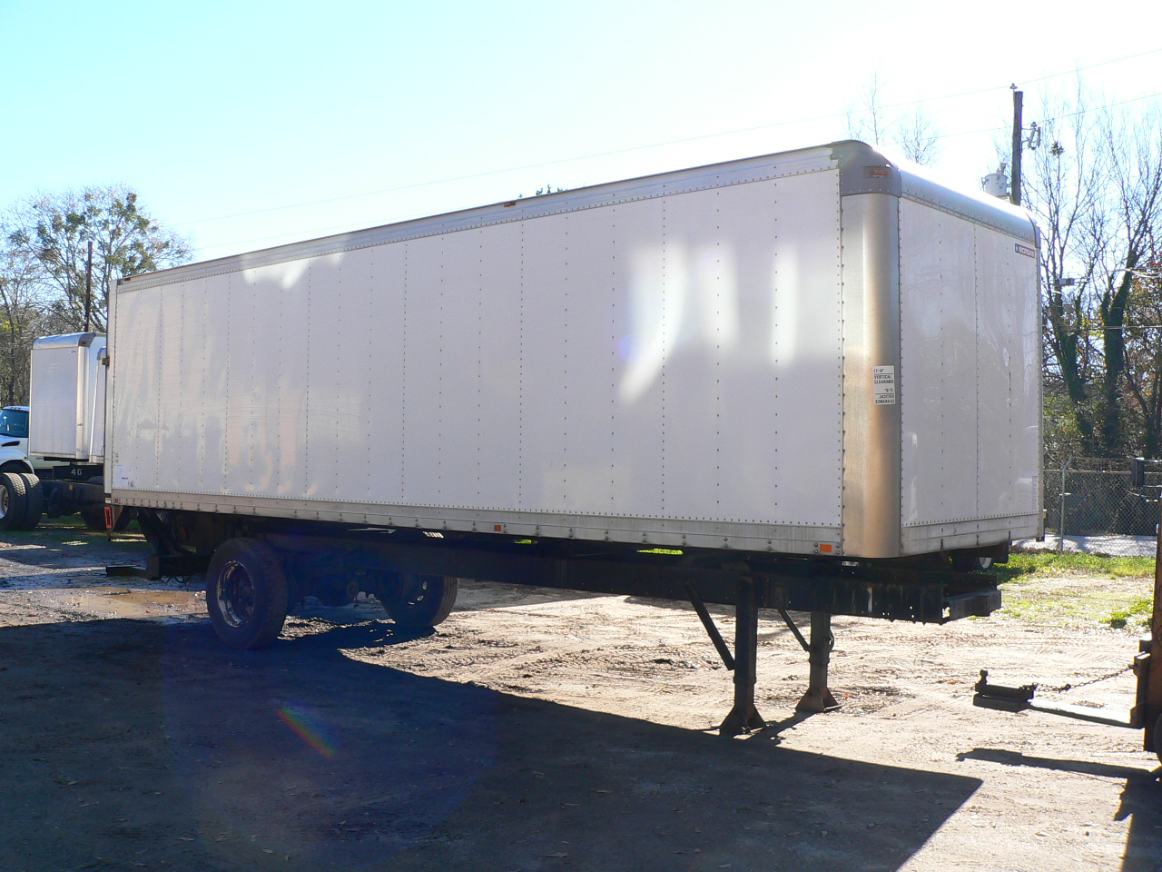 Used Truck body in 25 feet, 26 feet, 27 feet, or 28 feet.